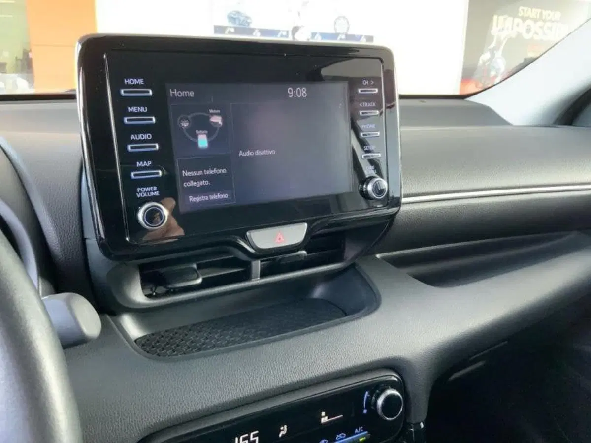Toyota Yaris usata a Perugia (11)