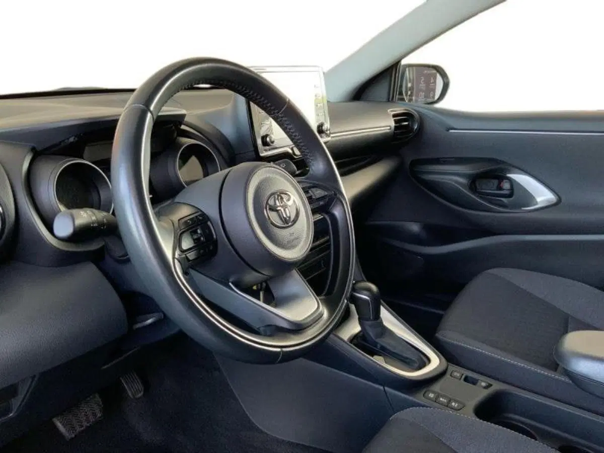 Toyota Yaris usata a Perugia (8)