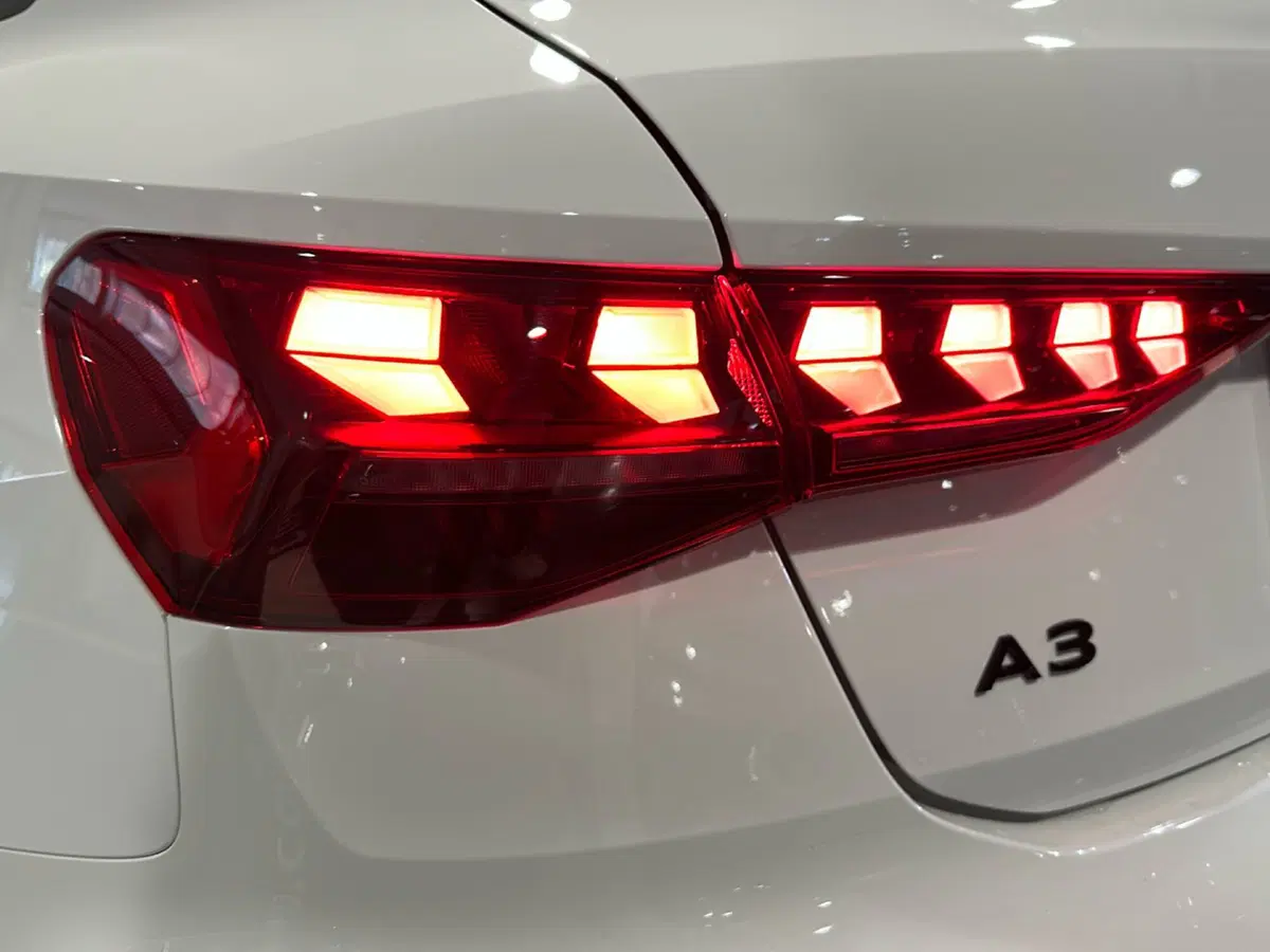 Audi A3 allstreet usata a Napoli (20)