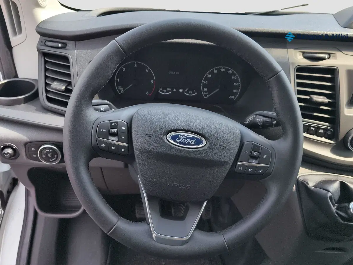 Ford Transit nuova a Brescia (10)
