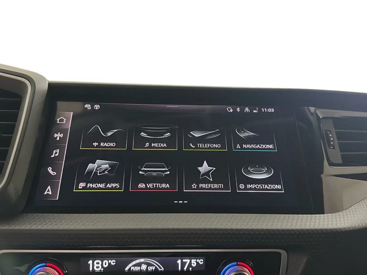 Audi A1 allstreet usata a Napoli (13)