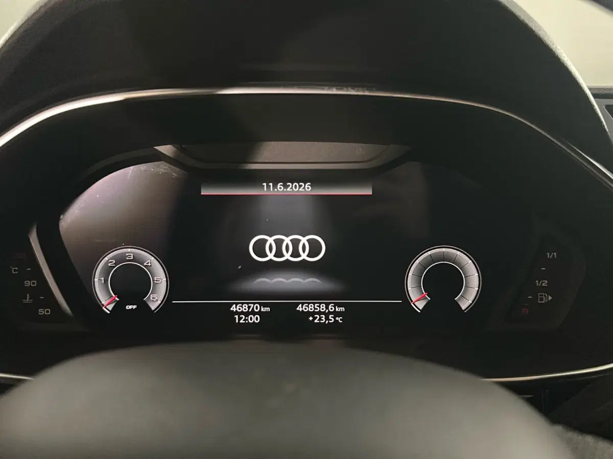 Audi Q3 Sportback usata a Napoli (12)