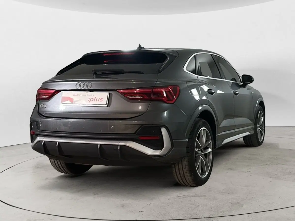 Audi Q3 Sportback usata a Napoli (4)