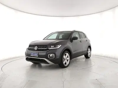 Volkswagen T-Cross 1.0 TSI 110 CV DSG Advanced del 2023 usata a Torre Annunziata