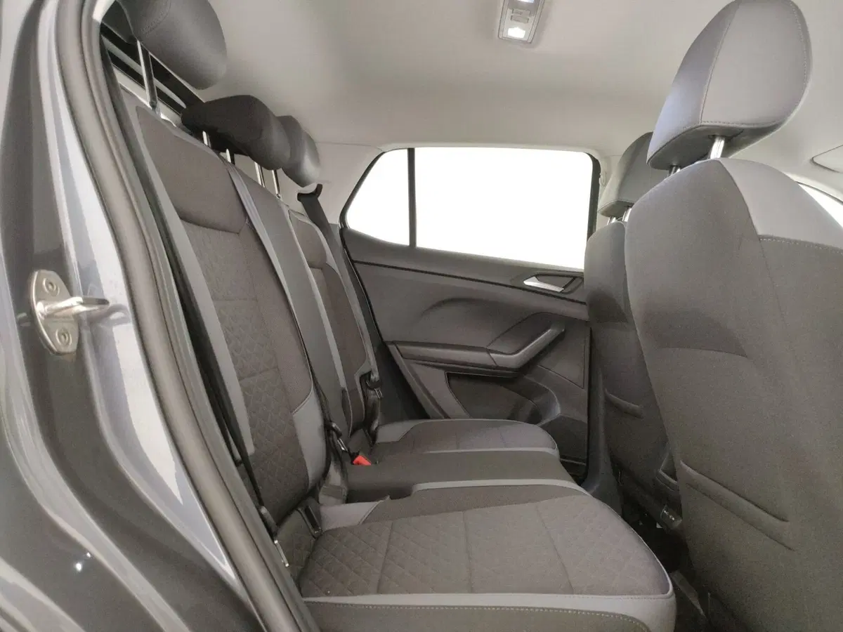 Volkswagen T-Cross usata a Napoli (10)