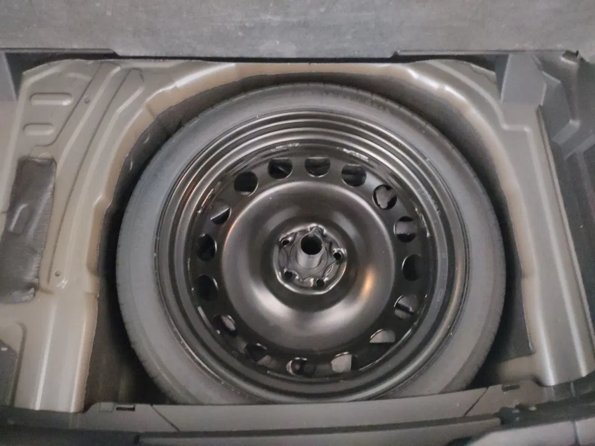 Volkswagen T-Cross usata a Napoli (12)