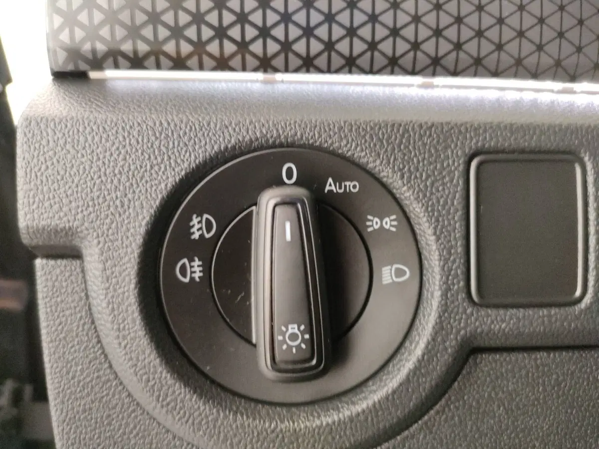 Volkswagen T-Cross usata a Napoli (14)