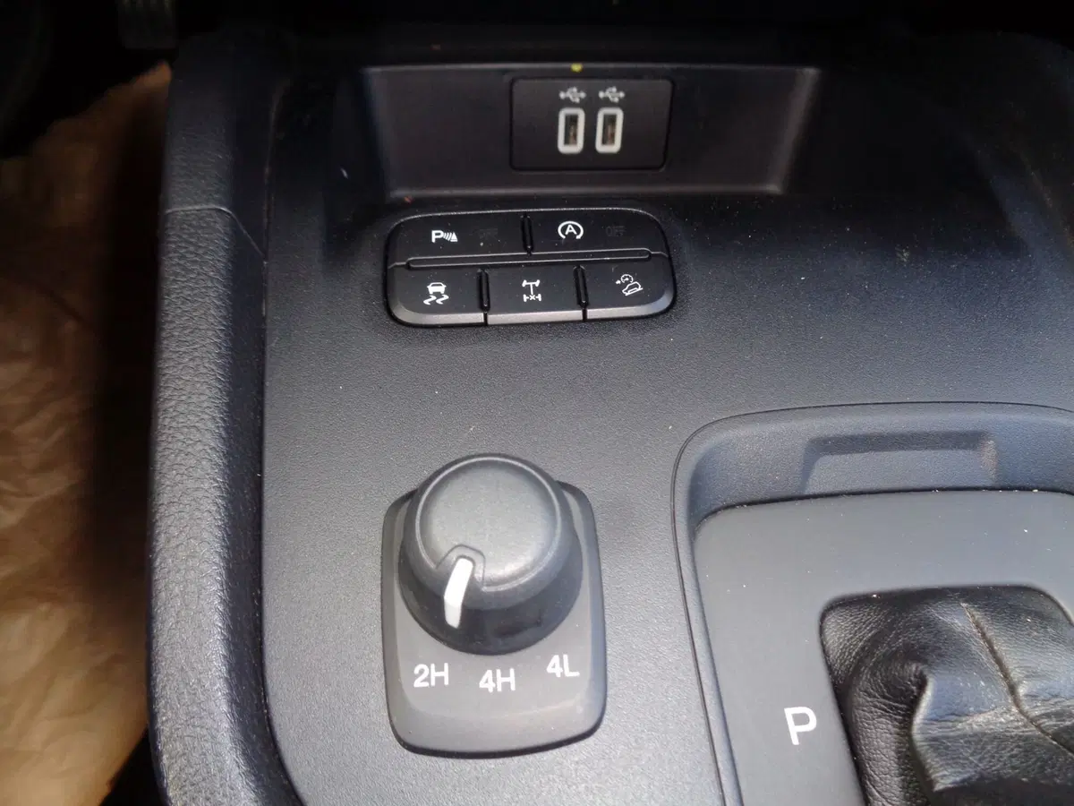 Ford Ranger Pick-up usata a Treviso (19)