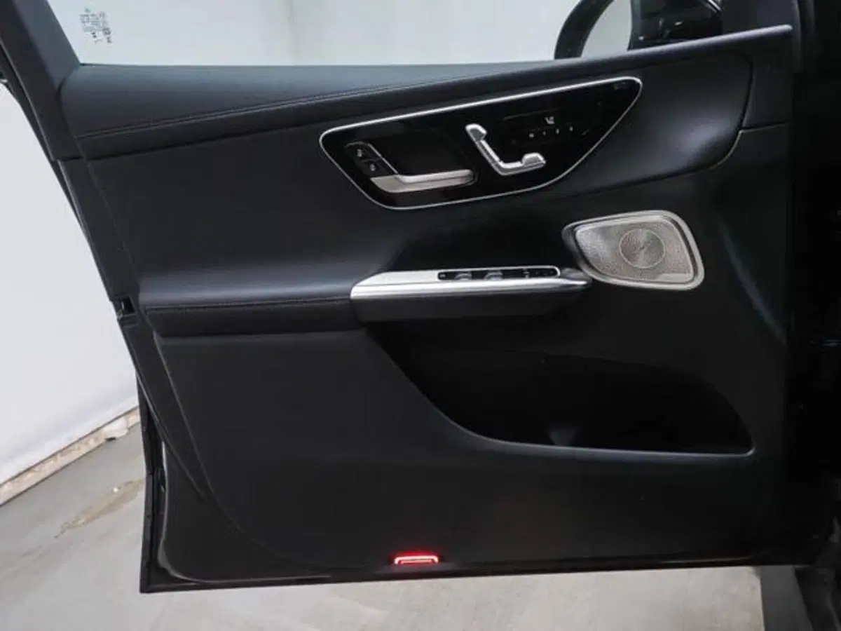 Mercedes-Benz GLC usata a Milano (11)