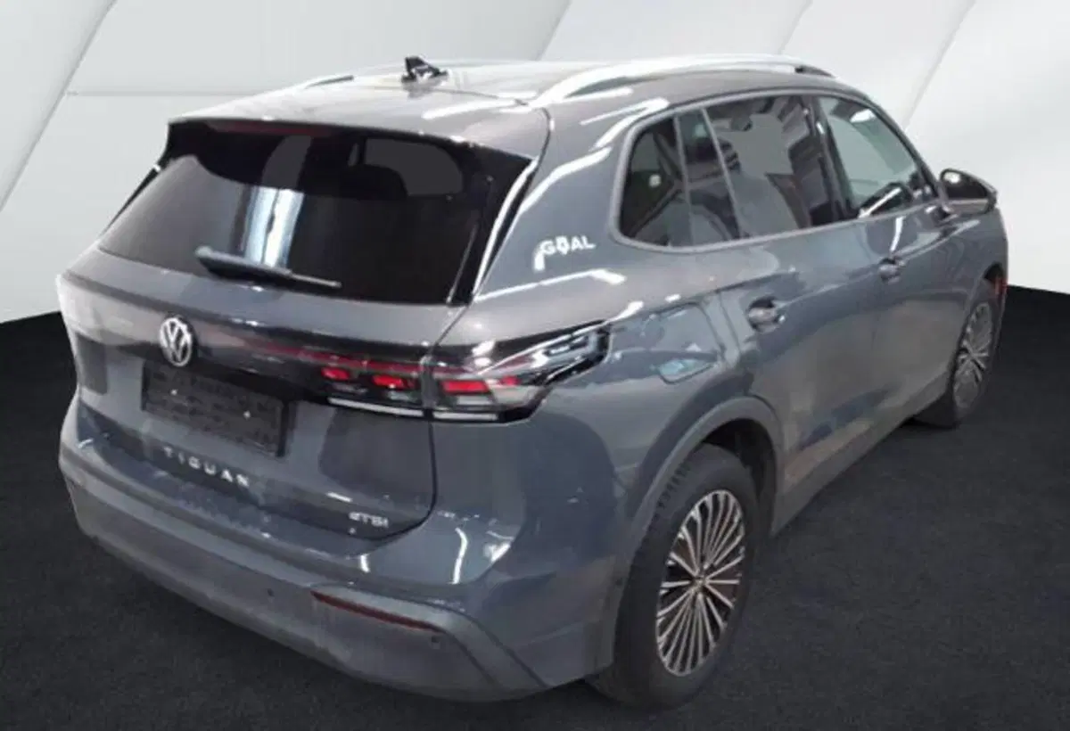 Volkswagen Tiguan usata a Milano (3)