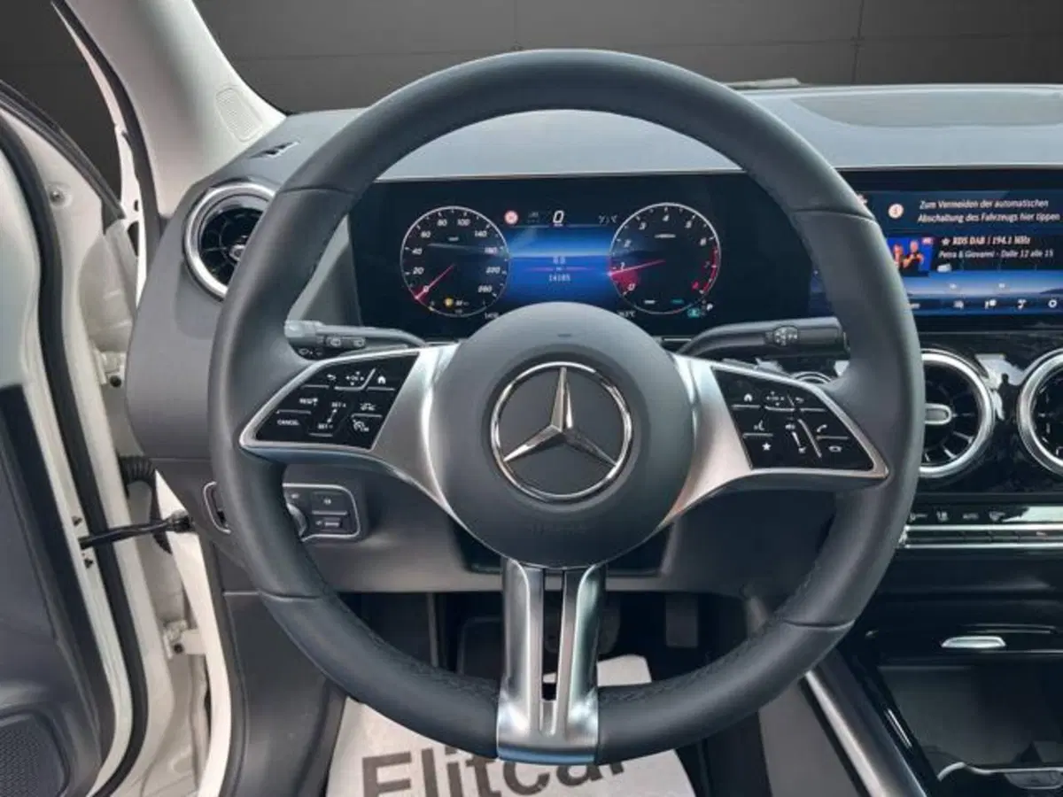 Mercedes-Benz GLA SUV usata a Milano (15)
