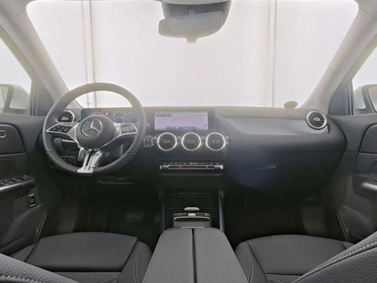 Mercedes-Benz GLA SUV usata a Milano (4)