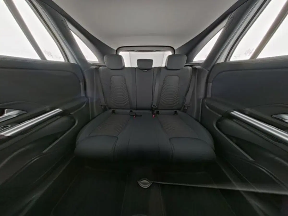 Mercedes-Benz GLA SUV usata a Milano (7)