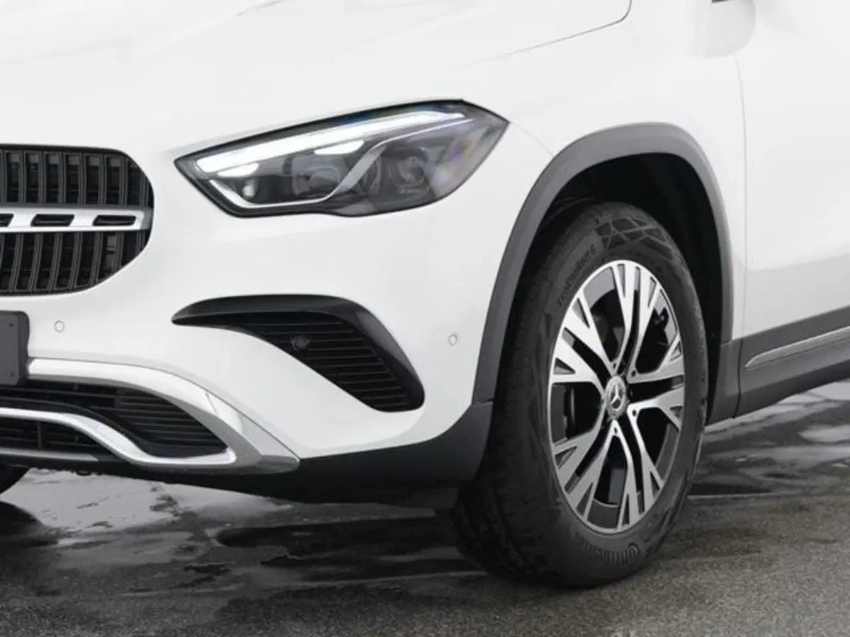 Mercedes-Benz GLA SUV usata a Milano (9)