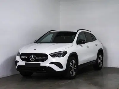 Mercedes-Benz GLA SUV 180 Progressive Advanced Plus auto del 2025 usata a Magenta