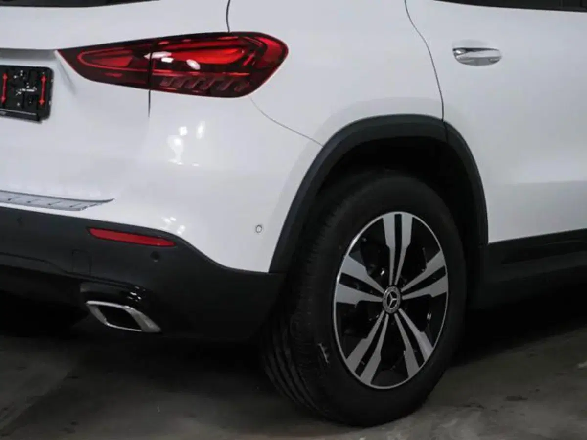 Mercedes-Benz GLA SUV usata a Milano (11)
