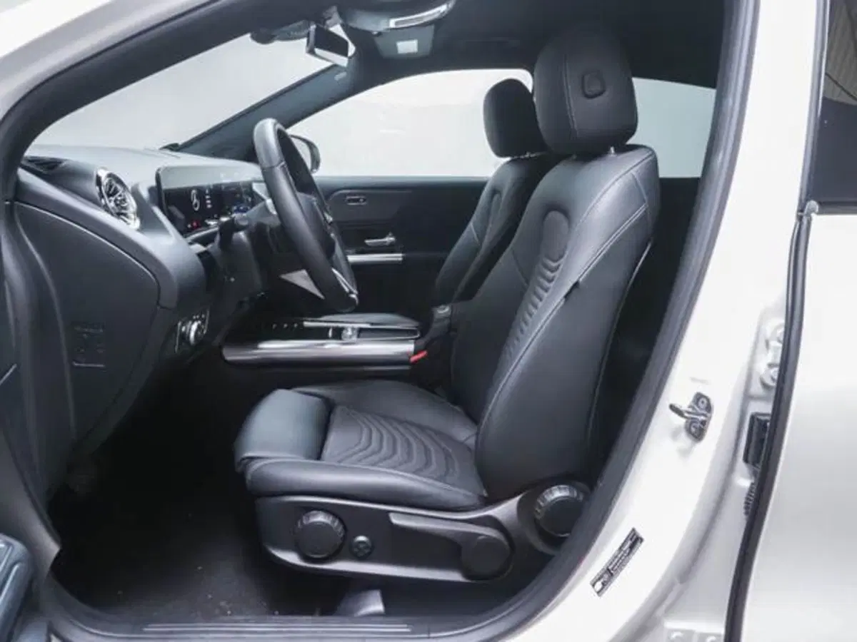 Mercedes-Benz GLA SUV usata a Milano (4)