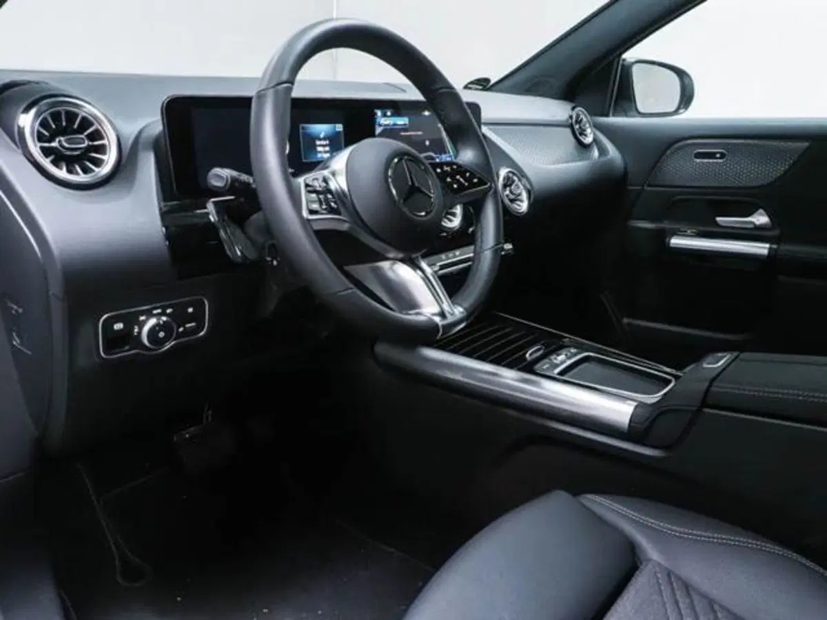 Mercedes-Benz GLA SUV usata a Milano (7)