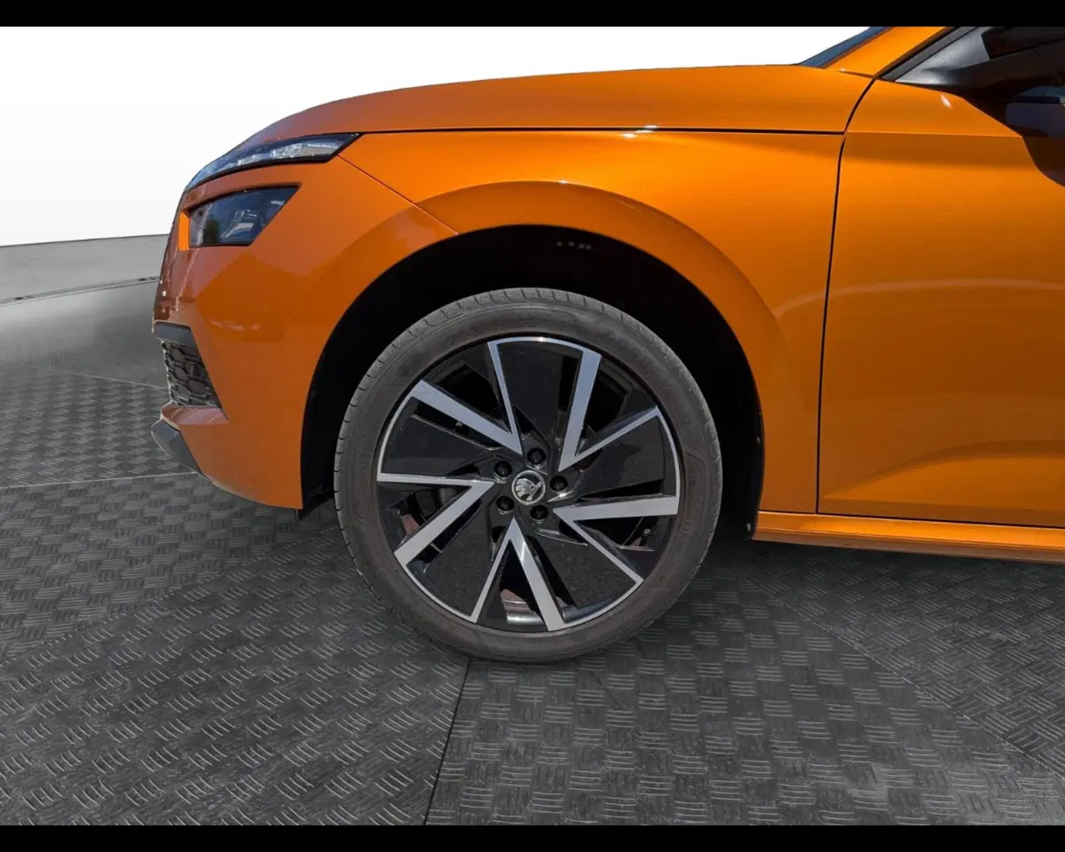 Skoda Kamiq usata a Ravenna (9)