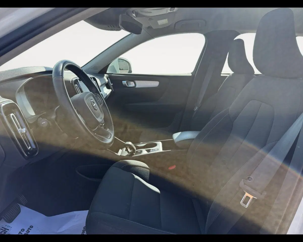 Volvo XC40 usata a Ravenna (9)
