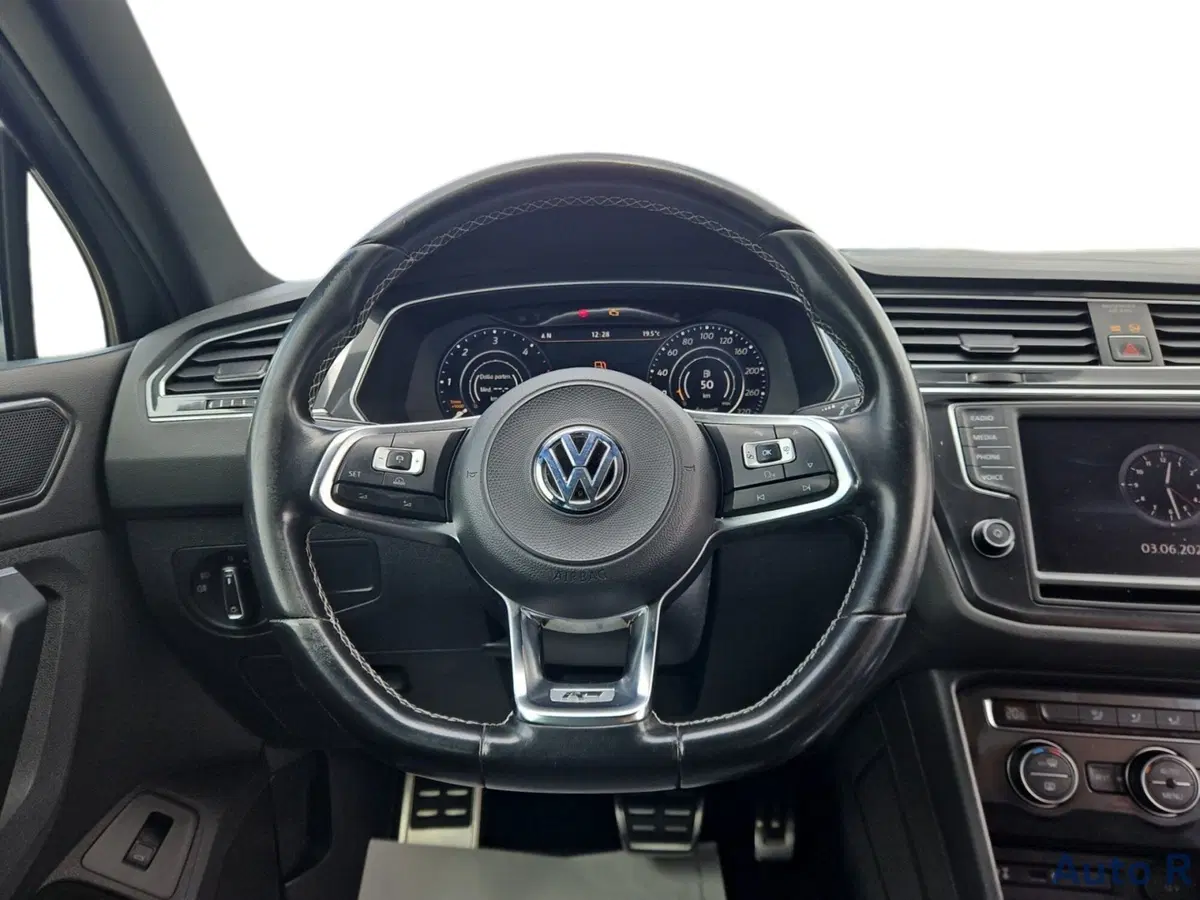 Volkswagen Tiguan usata a Potenza (11)