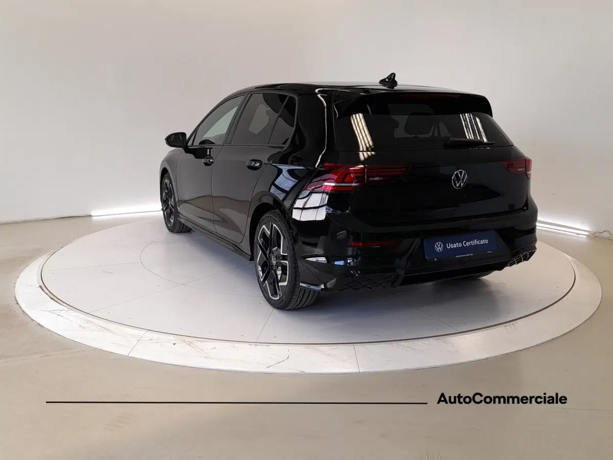 Volkswagen Golf nuova a Bologna (4)