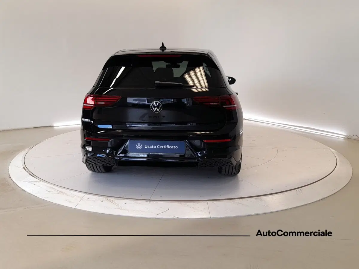 Volkswagen Golf nuova a Bologna (5)