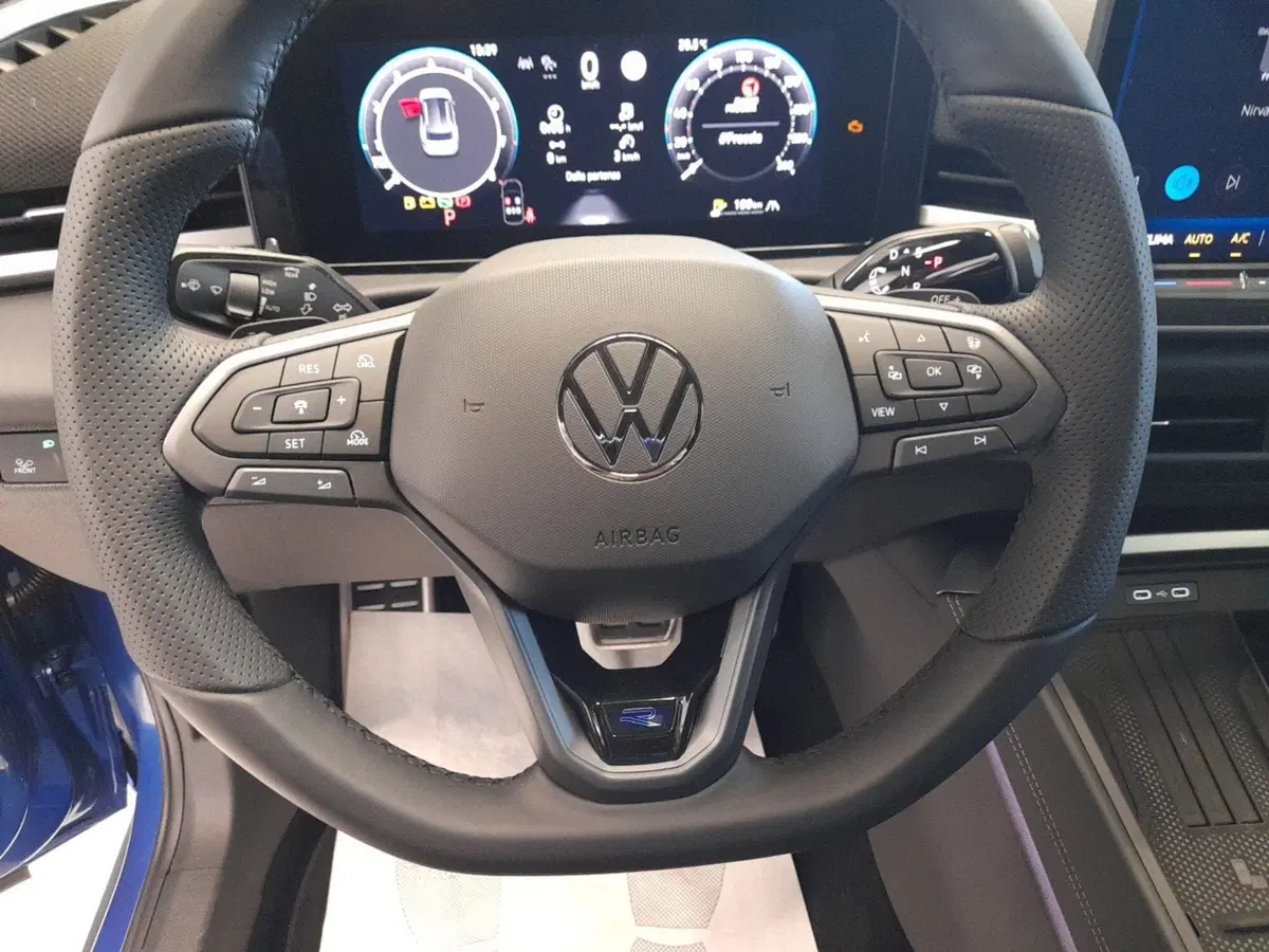 Volkswagen T-Roc nuova a Bologna (11)