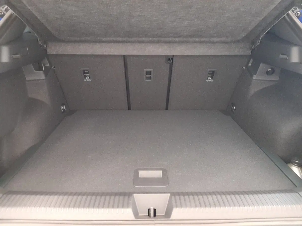 Volkswagen T-Roc nuova a Bologna (17)