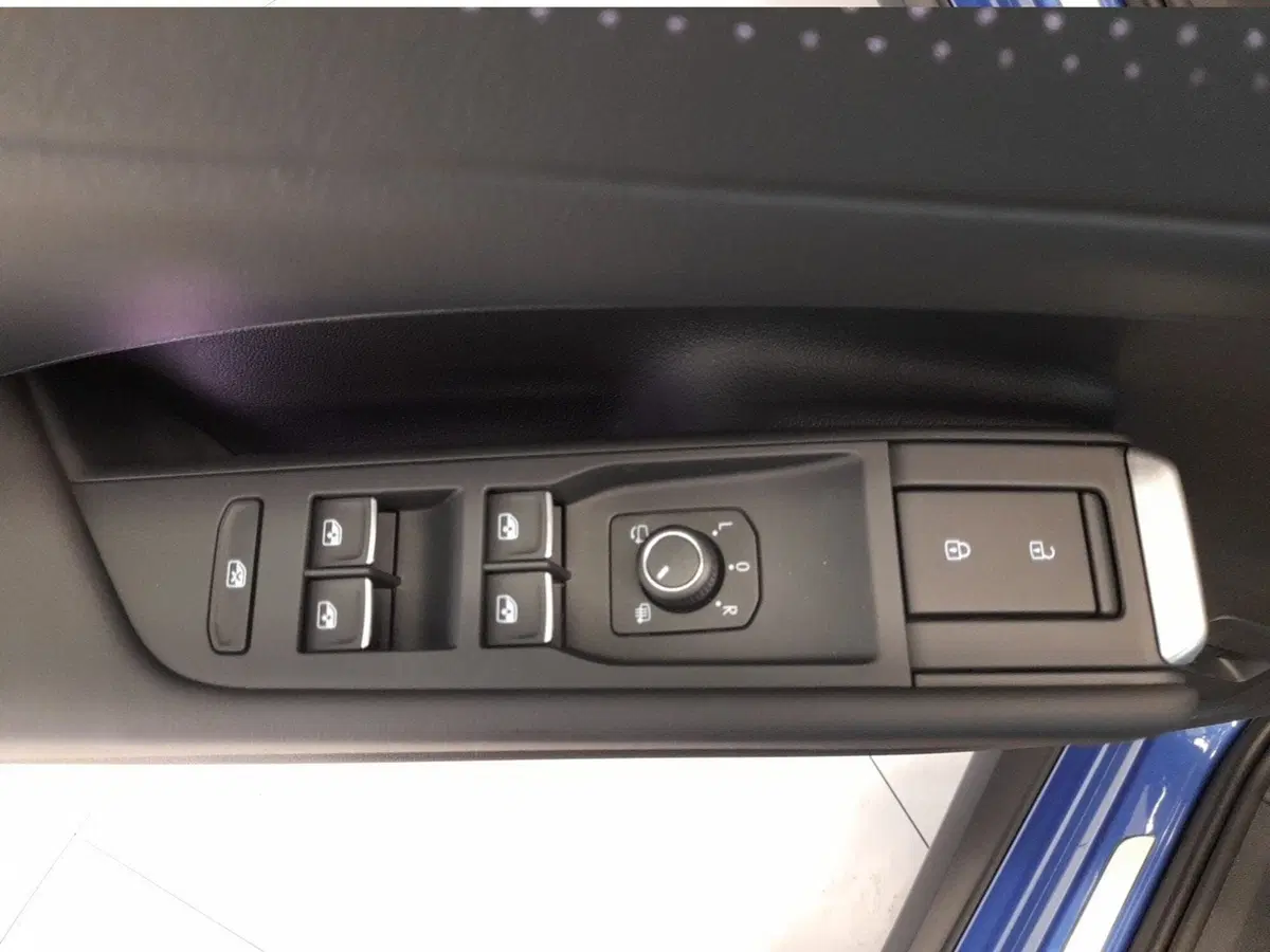 Volkswagen T-Roc nuova a Bologna (9)