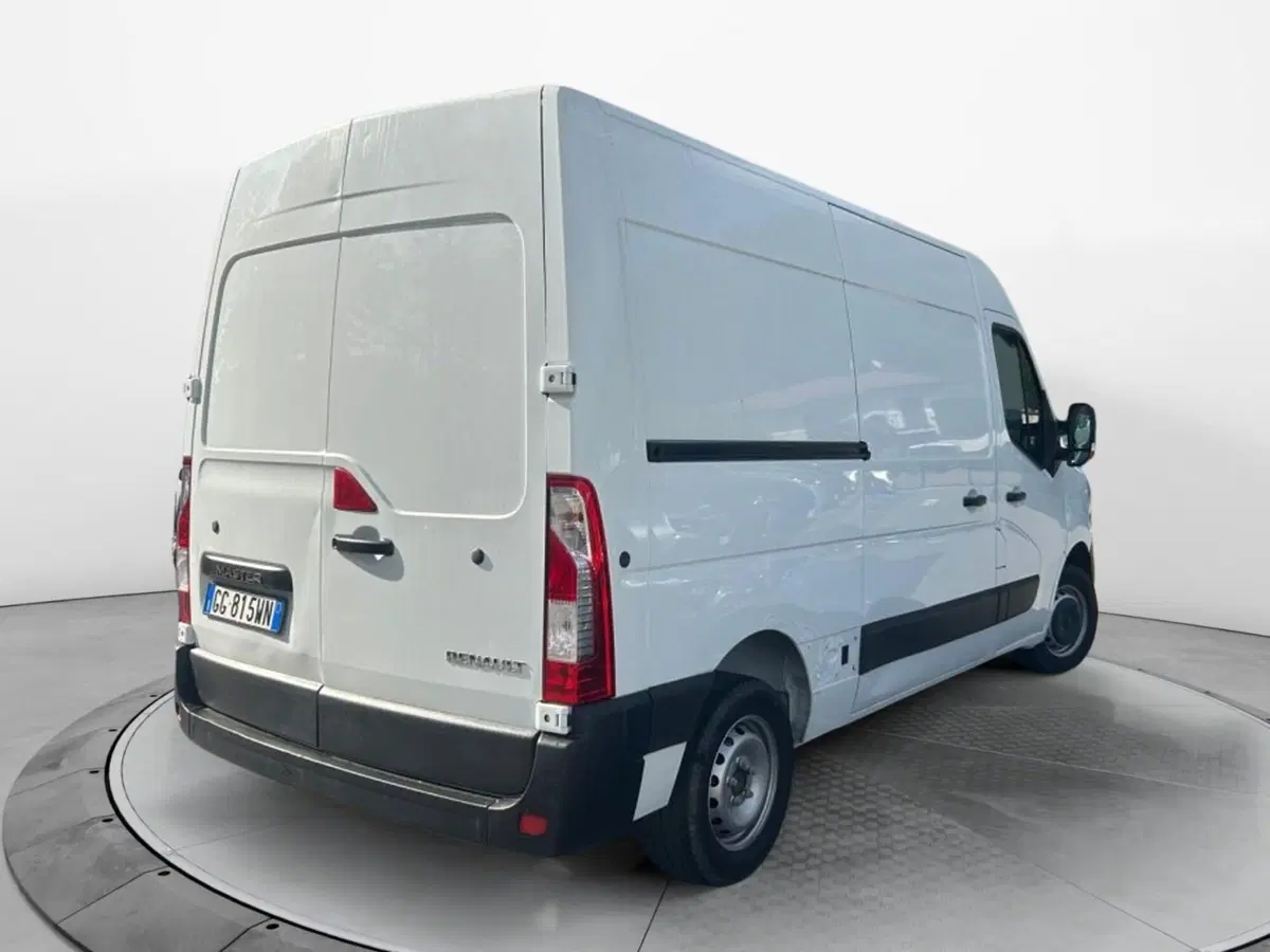 Renault Master Furgone usata a Salerno (3)