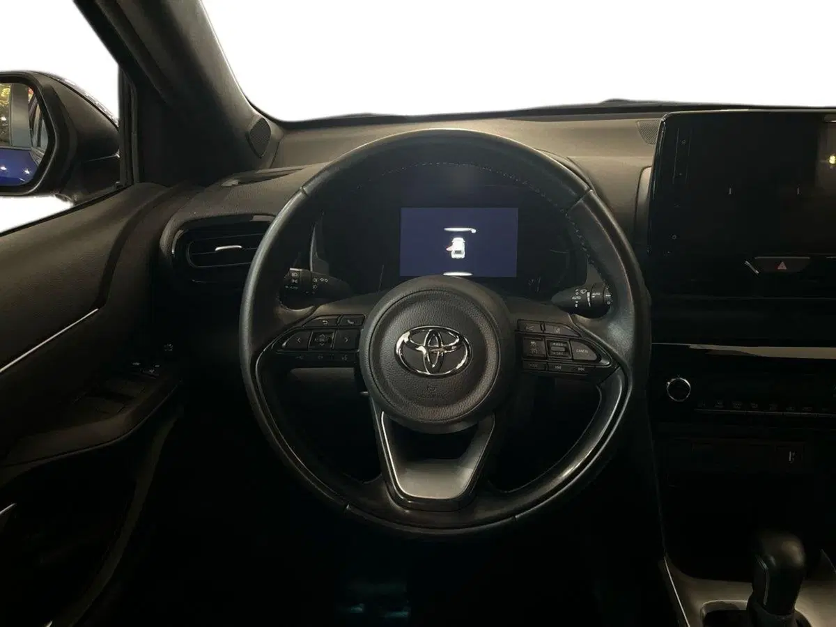 Toyota Yaris Cross usata a Prato (10)