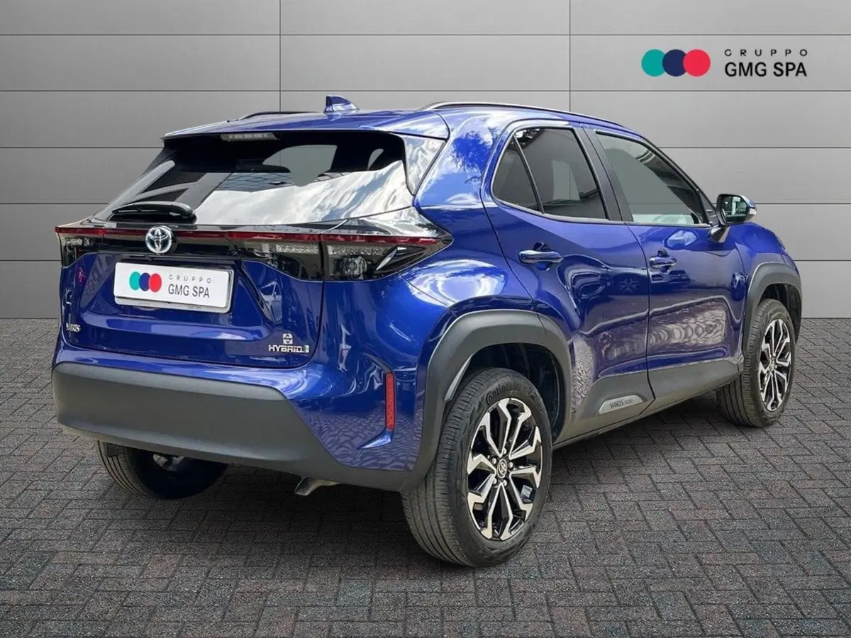 Toyota Yaris Cross usata a Prato (3)
