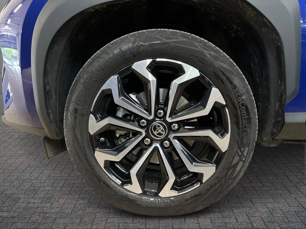 Toyota Yaris Cross usata a Prato (6)