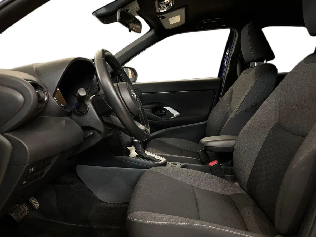 Toyota Yaris Cross usata a Prato (9)