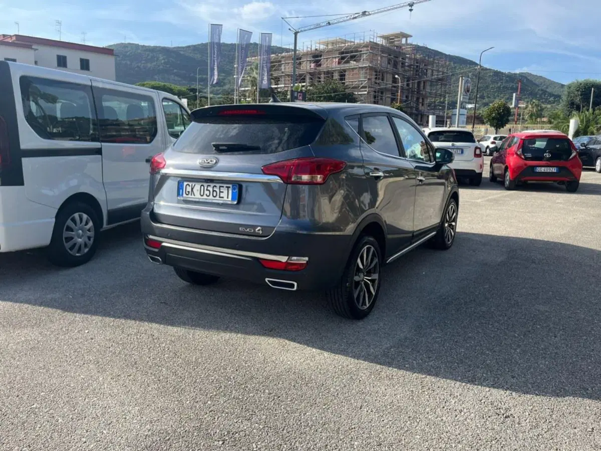 Evo Evo 4 usata a Salerno (11)