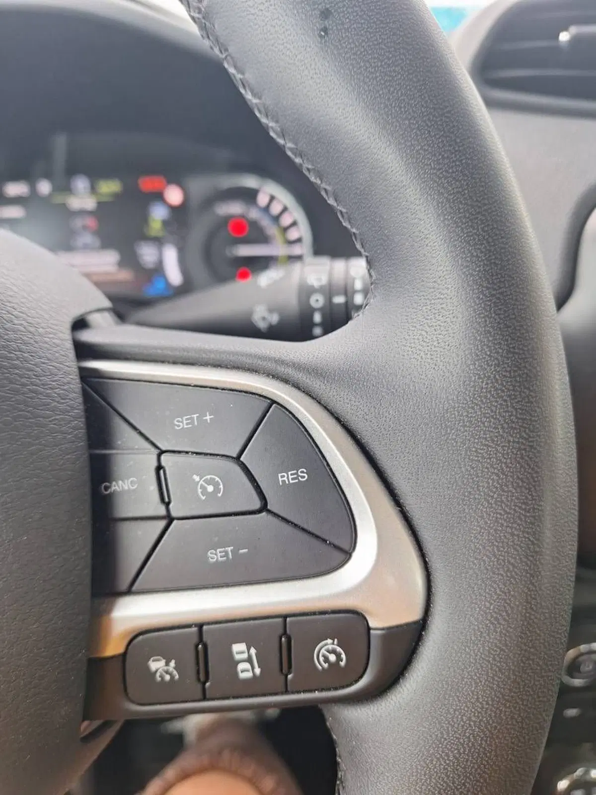 Jeep Renegade usata a Salerno (15)