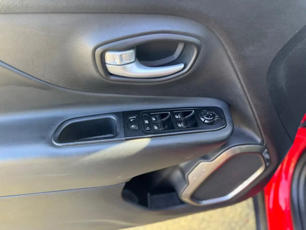Jeep Renegade usata a Salerno (14)