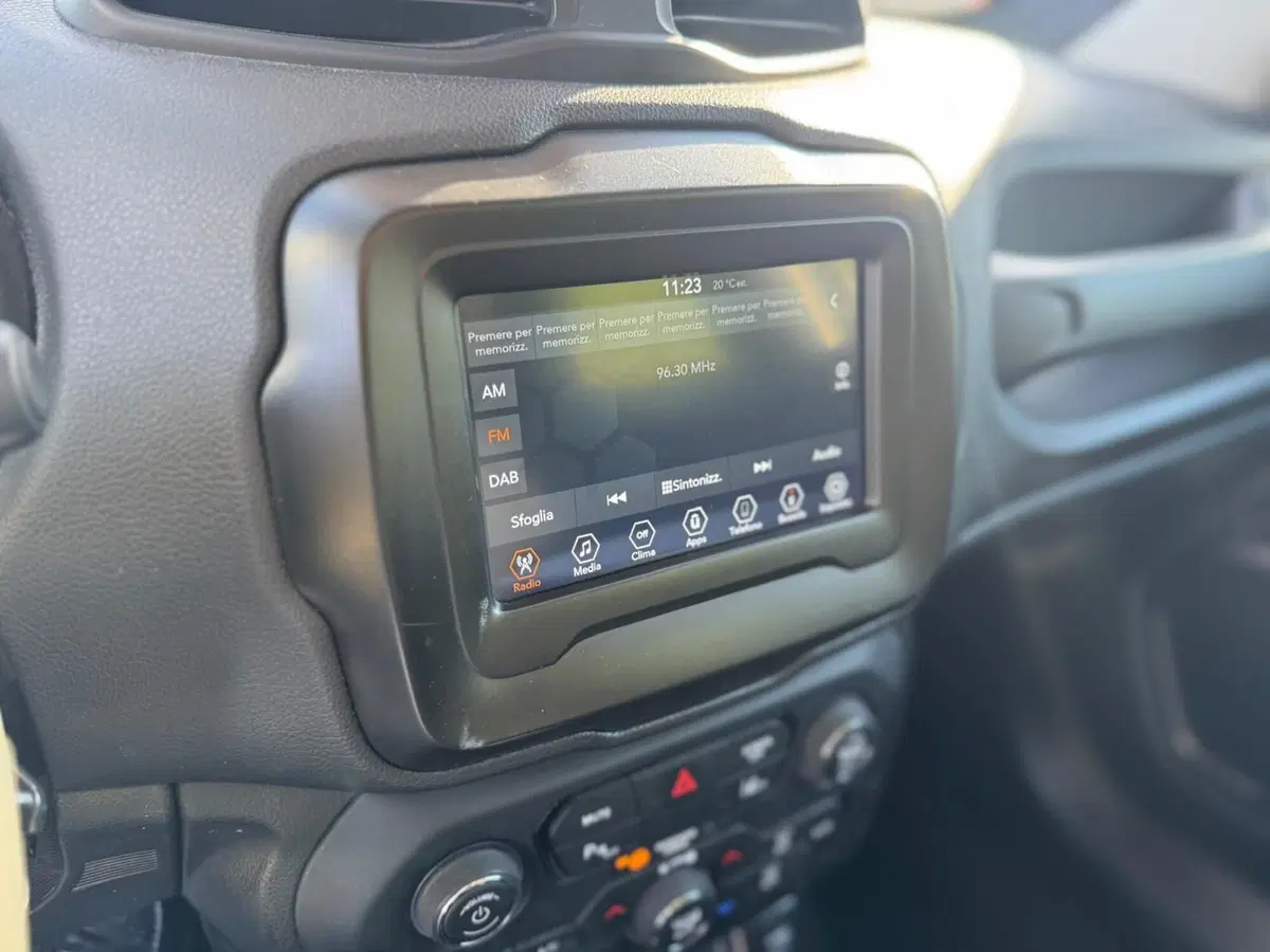 Jeep Renegade usata a Salerno (20)