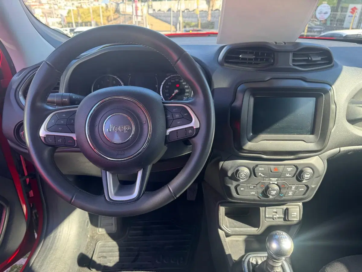Jeep Renegade usata a Salerno (15)