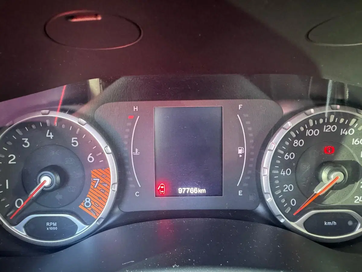 Jeep Renegade usata a Salerno (18)