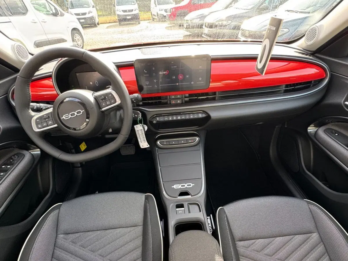 Fiat 600 nuova a Salerno (15)