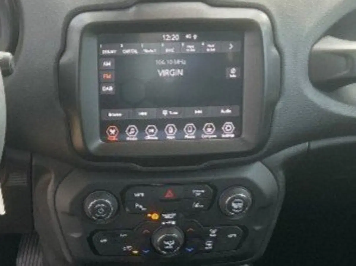 Jeep Renegade usata a Salerno (20)