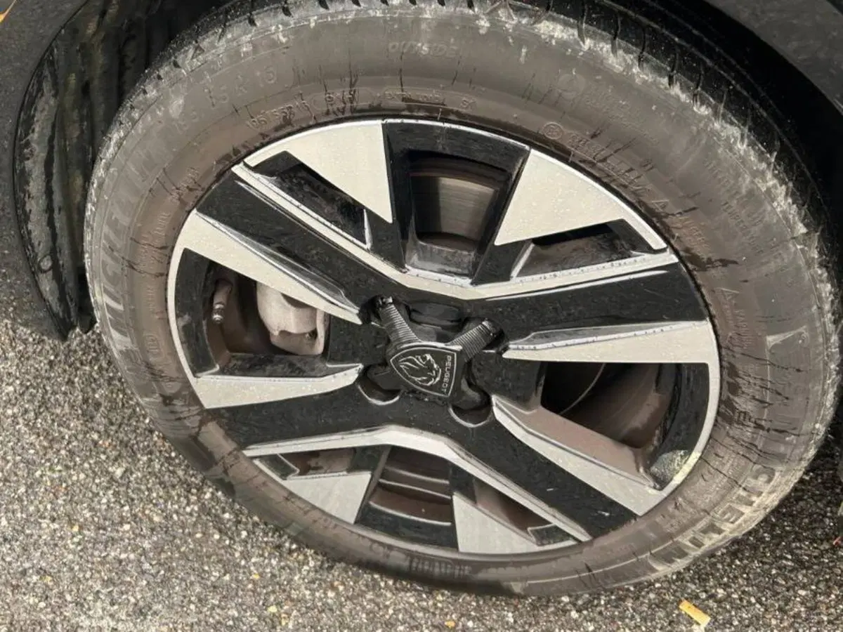 Peugeot 208 usata a Salerno (16)