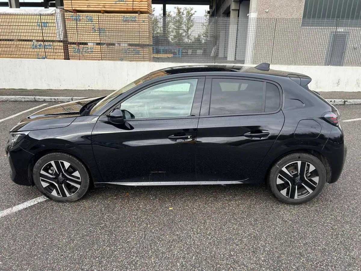 Peugeot 208 usata a Salerno (6)