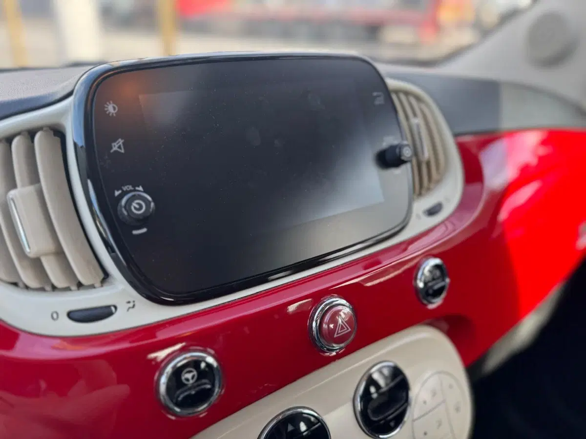 Fiat 500C Cabrio usata a Salerno (19)