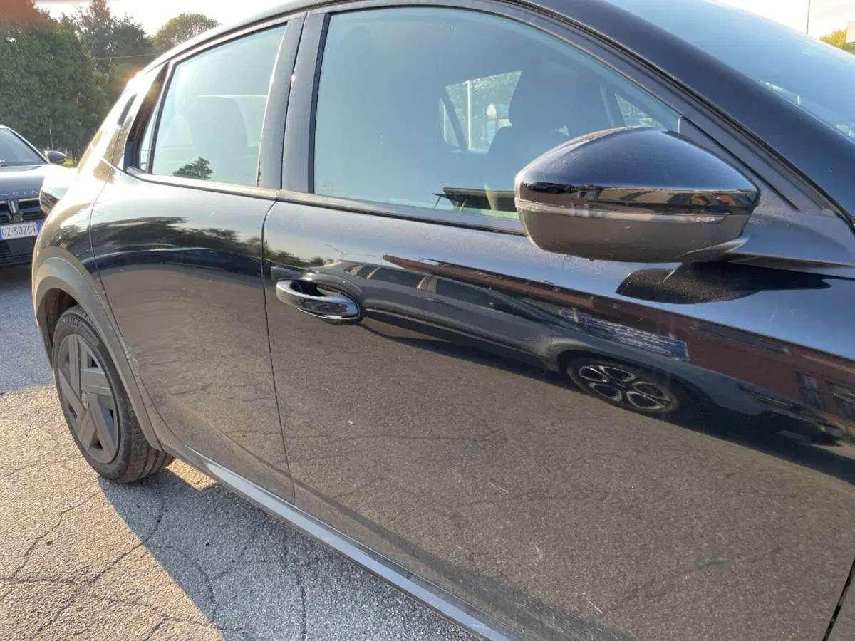 Lancia Ypsilon usata a Salerno (16)