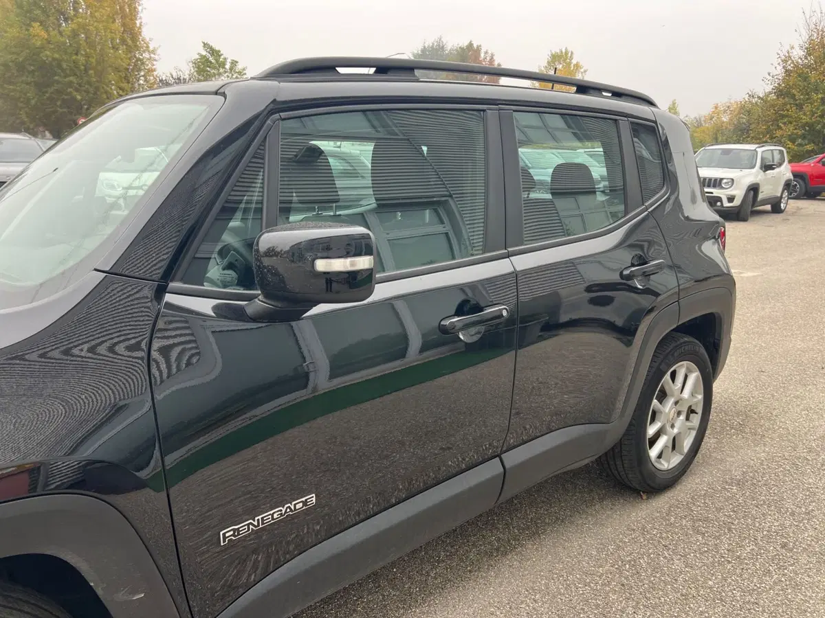 Jeep Renegade usata a Salerno (11)