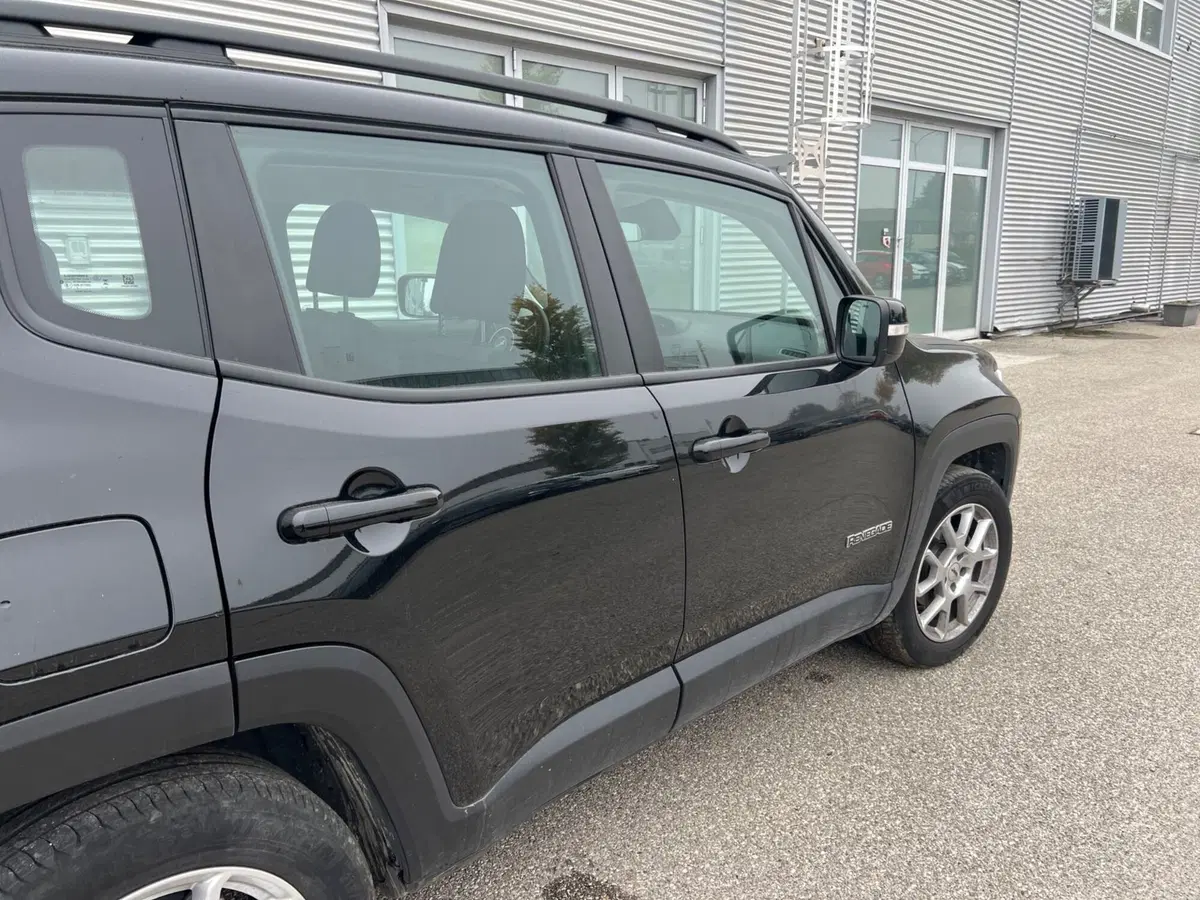 Jeep Renegade usata a Salerno (15)