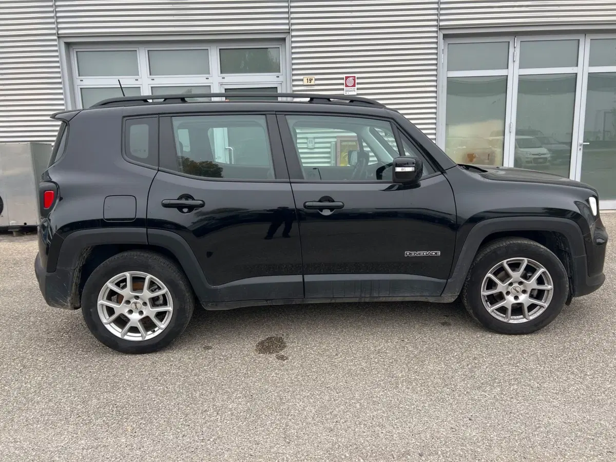 Jeep Renegade usata a Salerno (17)